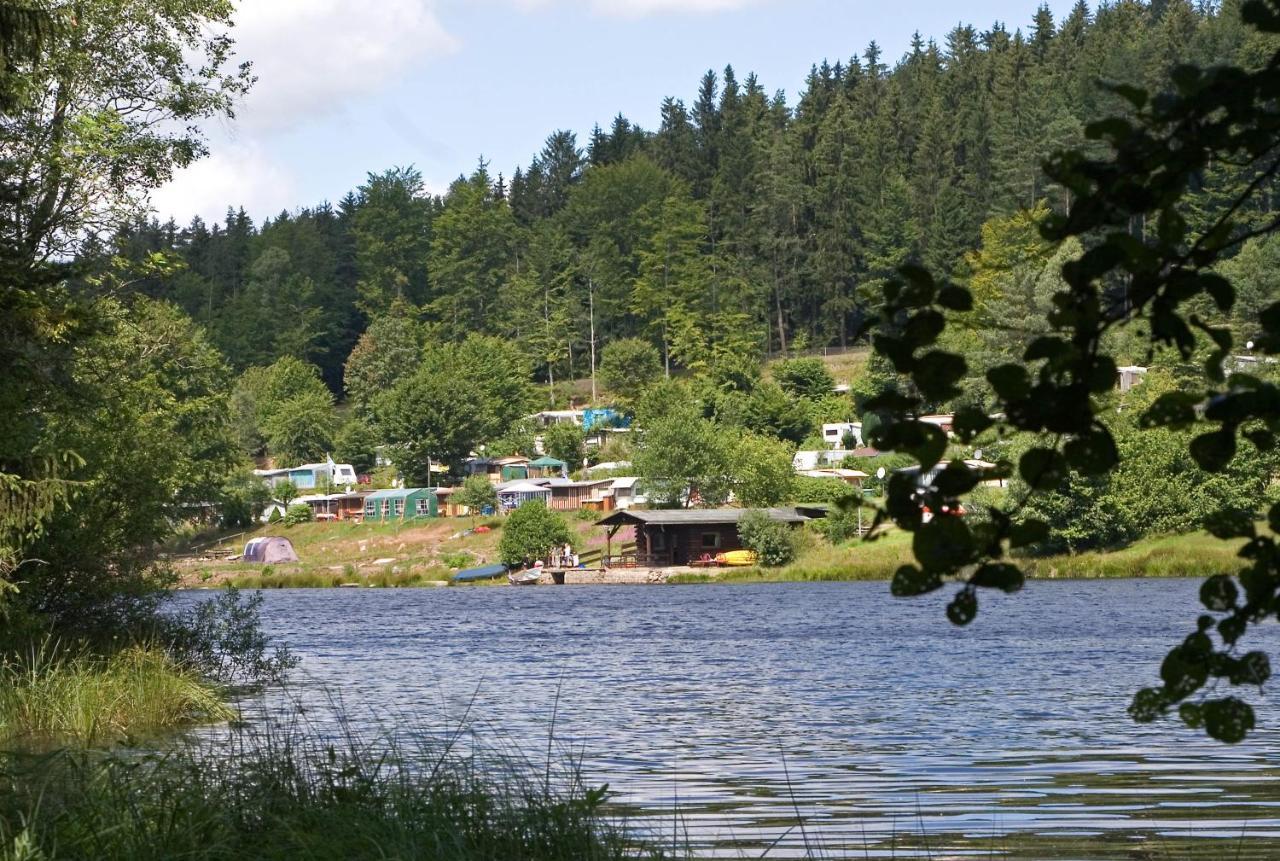 Freizeit- Und Campinganlage Gaisweiher Flossenburg Exterior photo